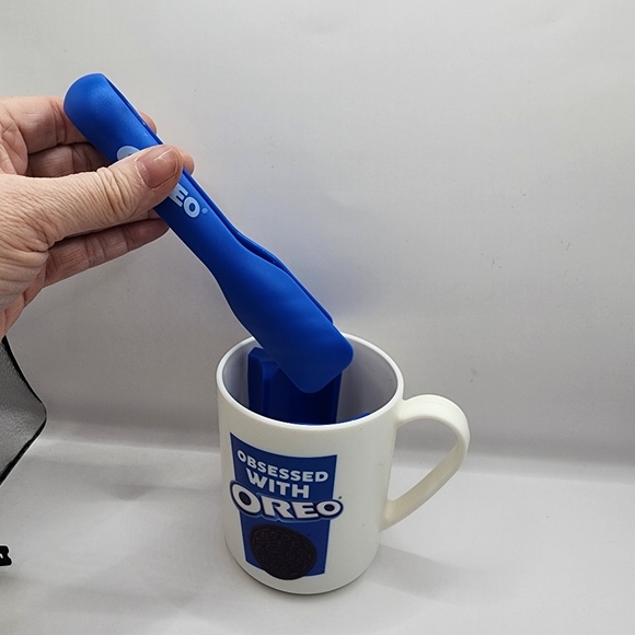 NEW - Oreo Dunk Set- Cup, Cookie Cage & Tongs - Plastic - Picture 4 of 9